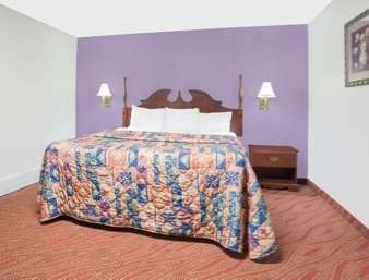 Travelodge Inn & Suites Latham Pokój zdjęcie