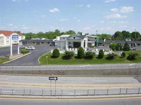 Travelodge Inn & Suites Latham Zewnętrze zdjęcie